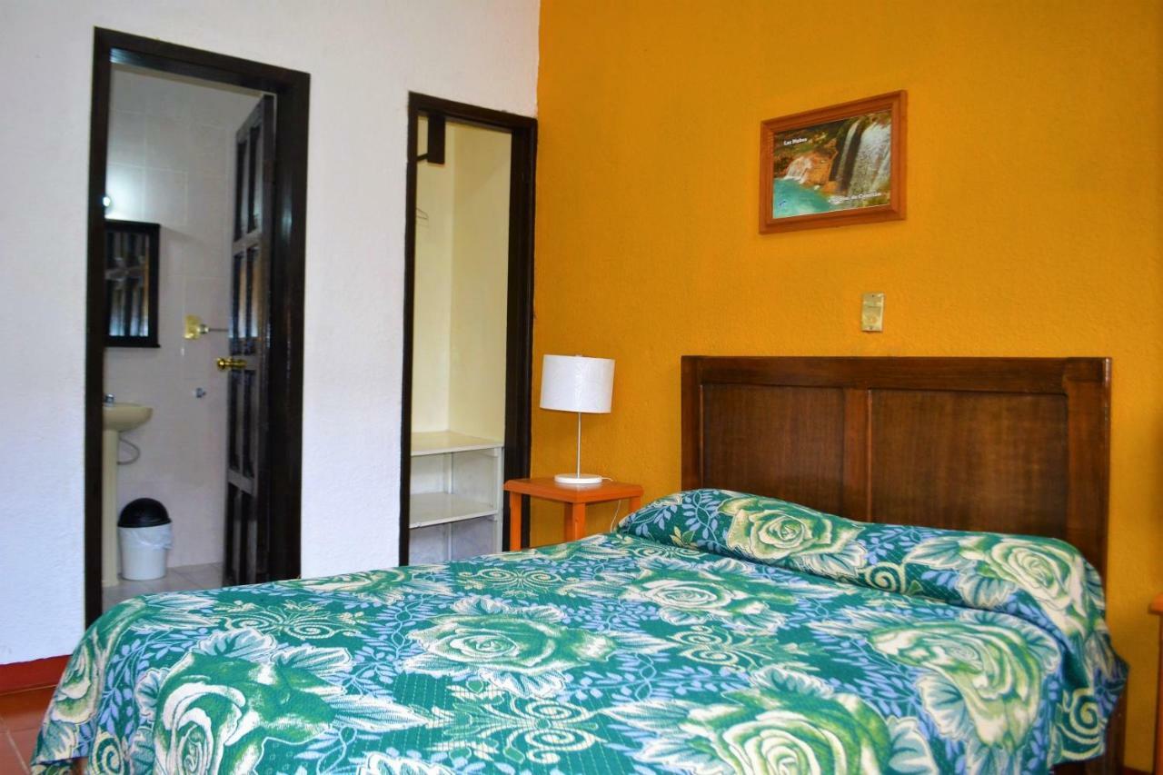 Hotel Delfin Comitan Exterior photo